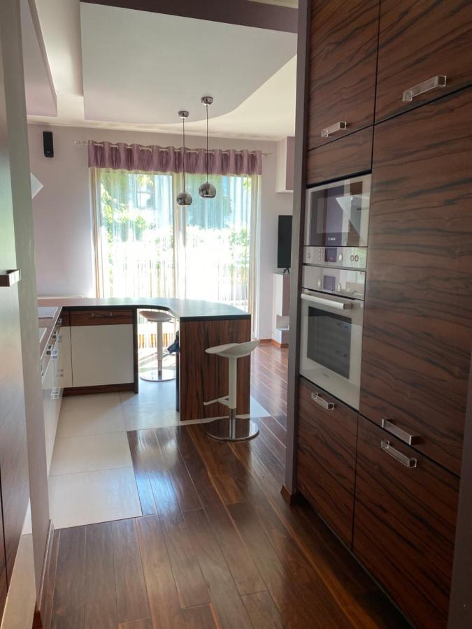 Ann Apartament Nadmorski Dwor Appartement Gdańsk Buitenkant foto